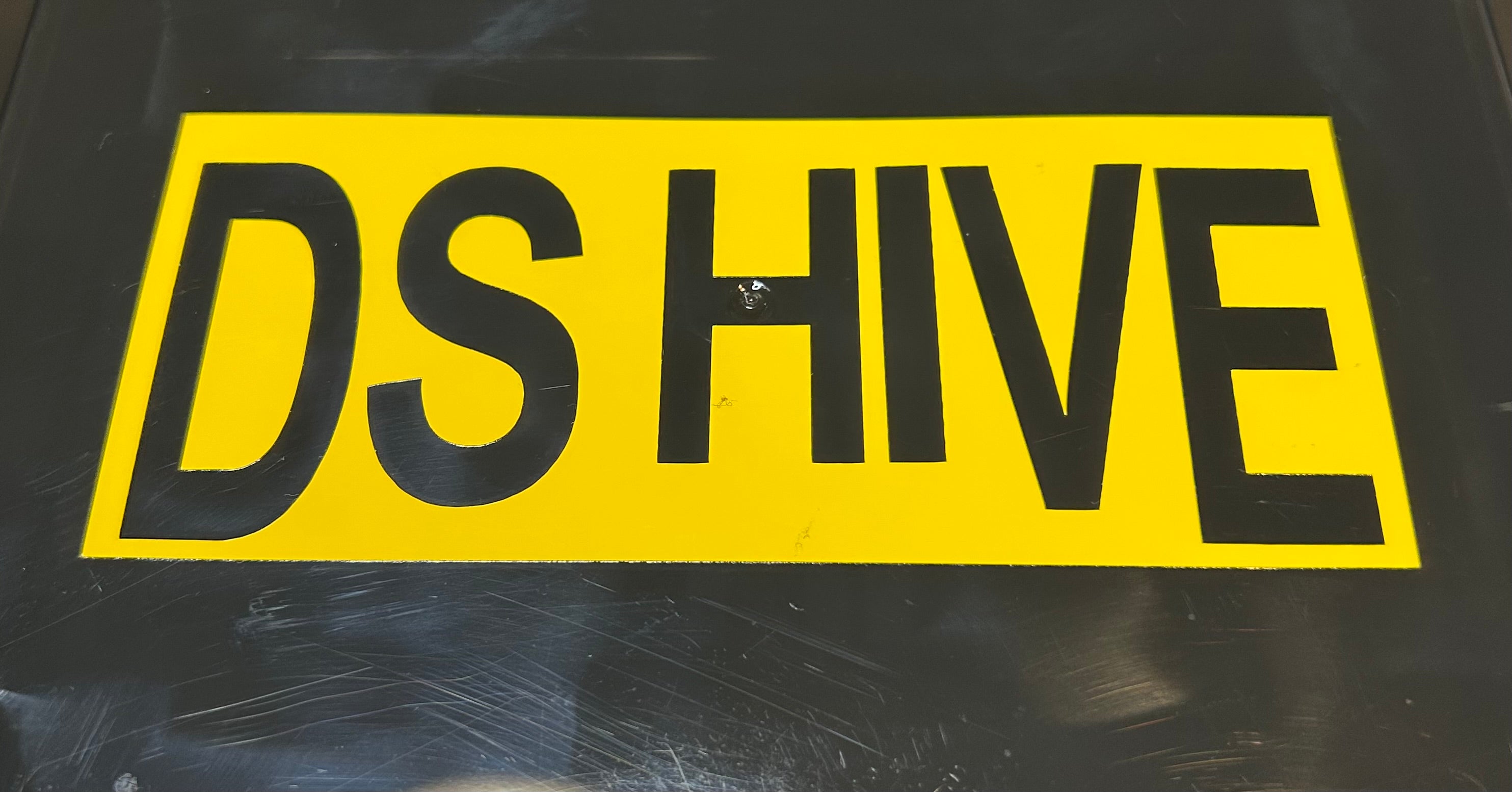 DS Hive Title Decal